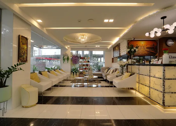 Отель Klassique Sukhumvit 4*